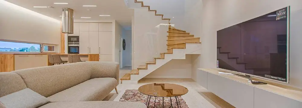 Home with second story